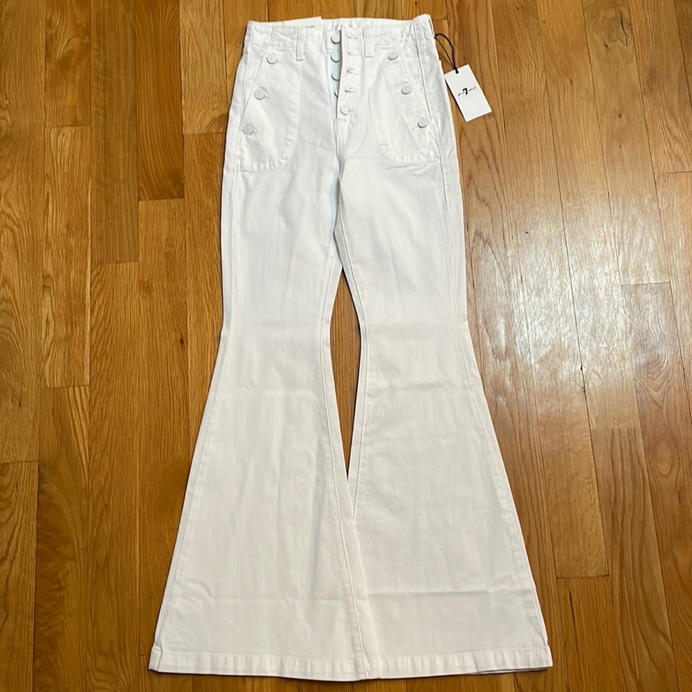 Portia Mega Flare